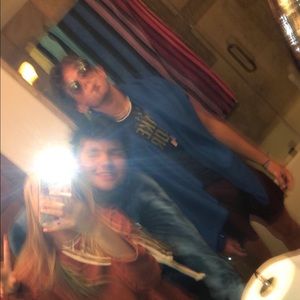 Meet your Posher, Elio